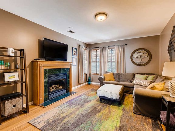 2nd image of 4955 N Wolcott Ave APT 1B