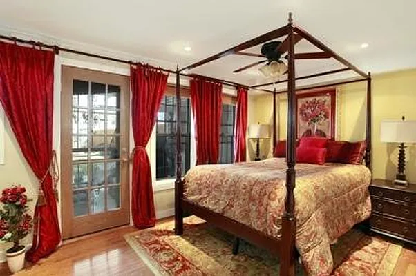 Sold by Corcoran | media 2