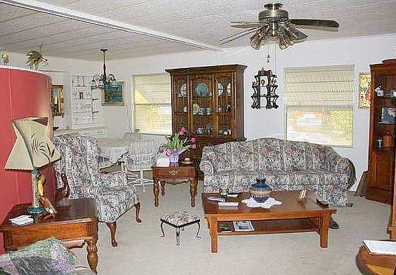 4th image of 2755 Palm Lake Dr