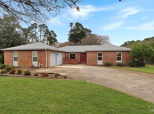 2909 Browder St, Gulf Breeze, FL 32563