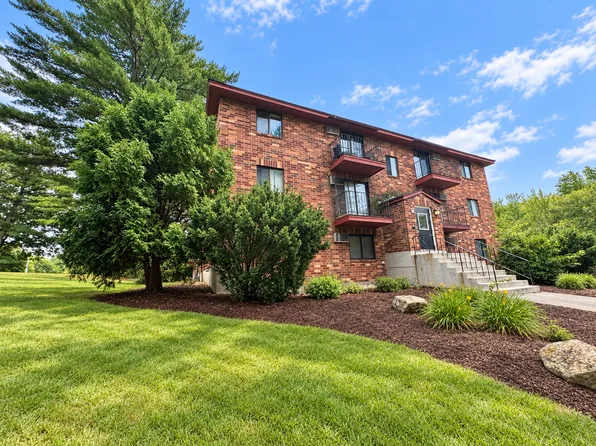 1265 Bodwell Rd, Manchester, NH