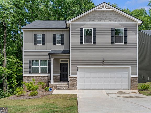 2nd image of 3645 Beaconfield Ct SE