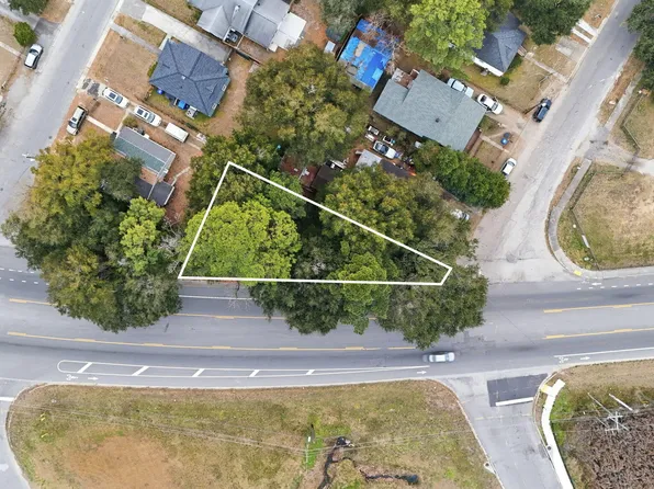 2343 Cambridge Ave, North Charleston, SC 29405