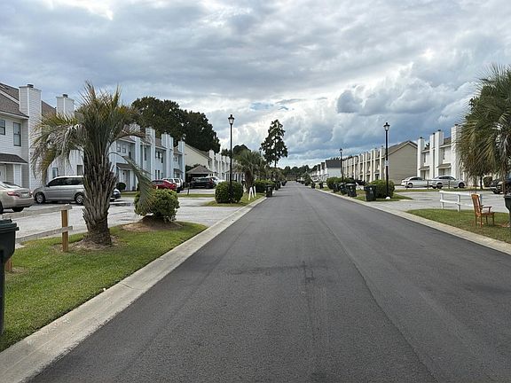 4th image of 231 Pine Shadow Dr