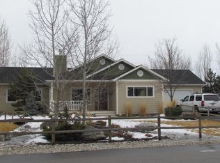 1042 Carolyns Ln, Corvallis, MT 59828