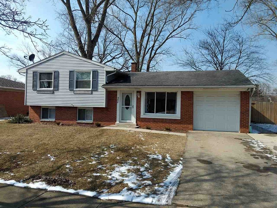 1st image of 7217 Brookside Dr