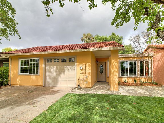 5th image of 257 Aurora Ave