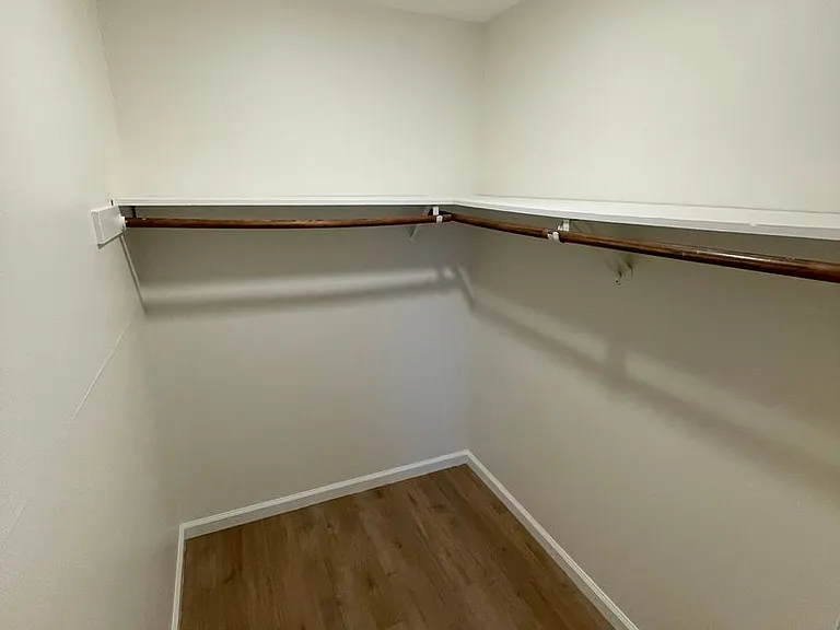 420 Ellwood Beach Dr — Photo 12