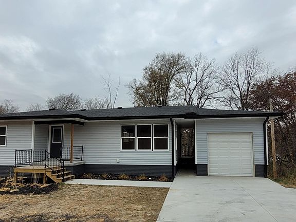 2nd image of 605 16th Ave