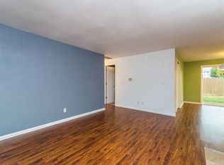 2422 NE Fleming Ter, Gresham, OR 97030