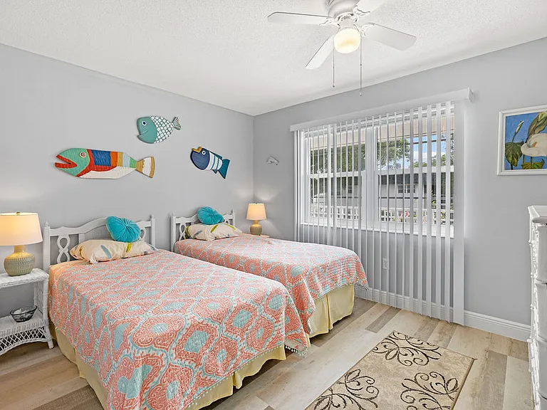 2800 Indian River Blvd #R9 — Photo 6