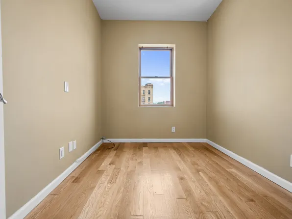 1515 West 4th Street image 7 of 14