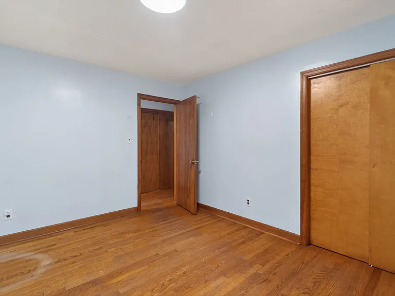 110 Marvin Dr — Photo 13