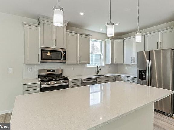 5th image of 32026 Santa Fe Ct