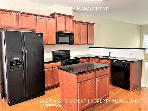 5th image of 2175 Pebble Beach Dr