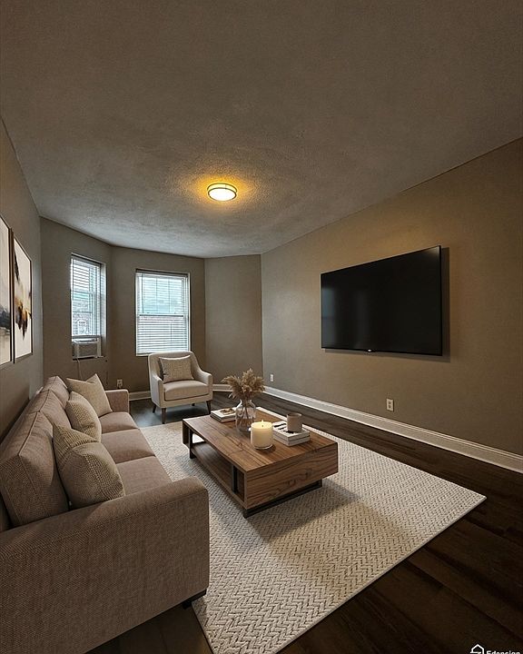 1st image of 1870 Beacon St #6-06