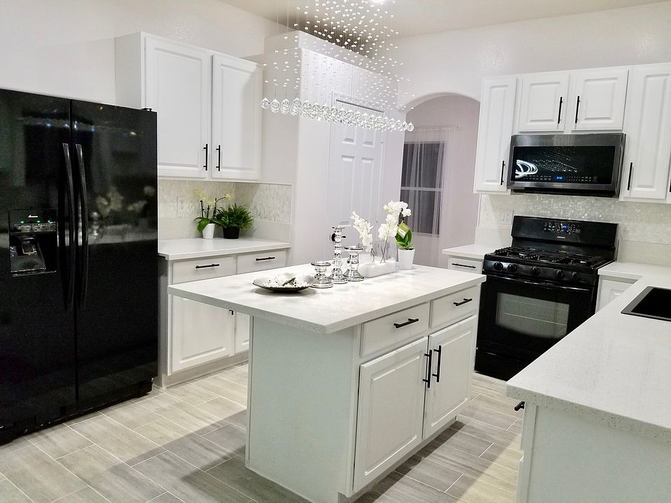 1st image of 291 Heatherstone St