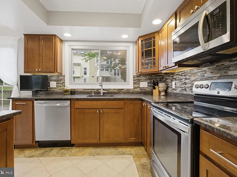 10734 Willow Oaks Dr — Photo 17