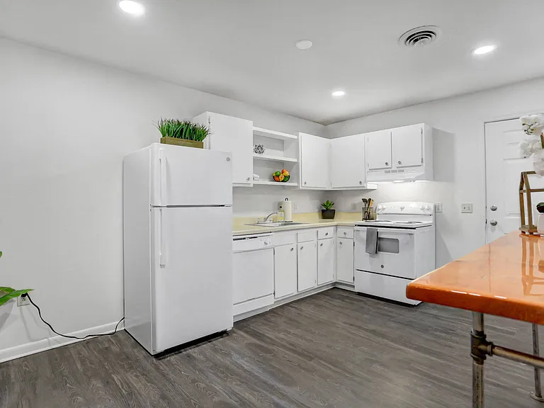 20 Britton Ct — Photo 6