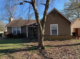 825 Hackberry Dr, Southaven, MS 38671