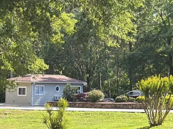 256 Manchester Dr, Ruther Glen, VA 22546