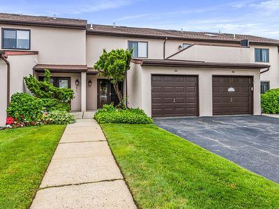 1 Anchorage Way APT 1604, Freeport, NY, 11520