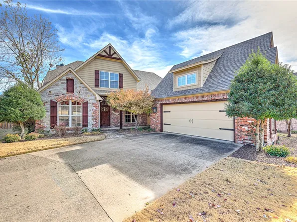 3755 Le Mason St, Springdale, AR 72764