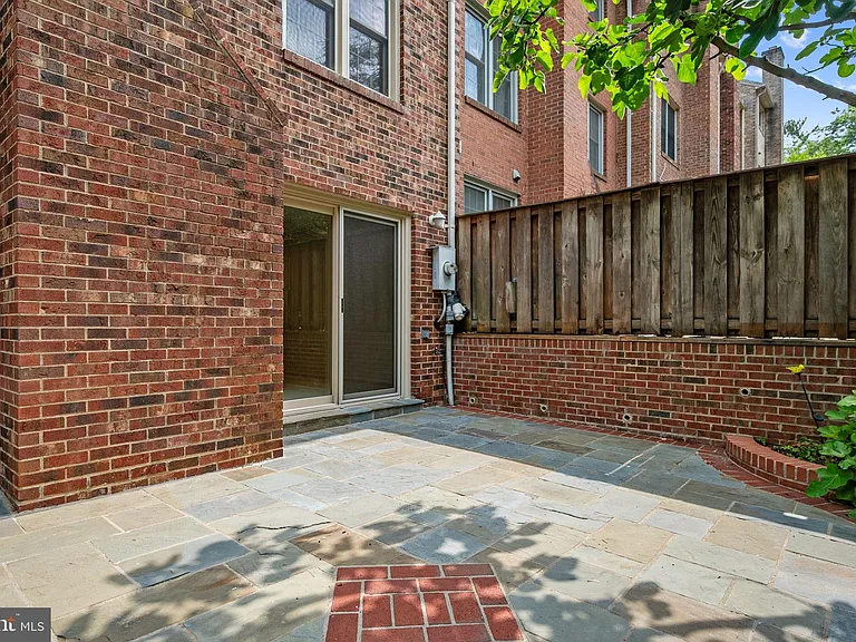 6056 Morgan Ct — Photo 60