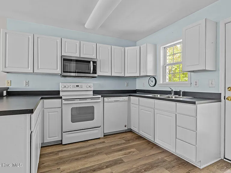 4513 Country Club Rd — Photo 5