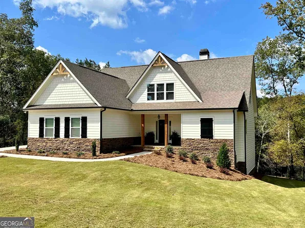 429 Riverbend Ln, Bogart, GA 30622
