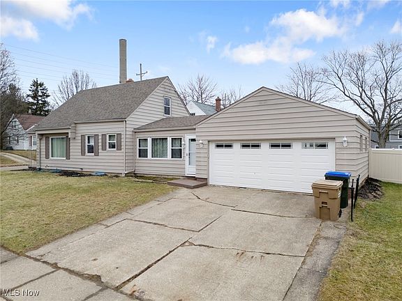 2nd image of 2690 Maitland Ave