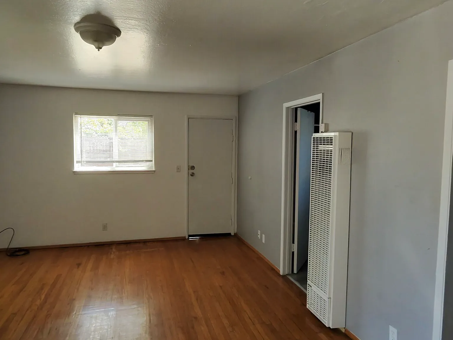 22464 Fuller Ave — Photo 3