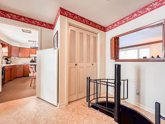 4th image of 23431 Fosdick St