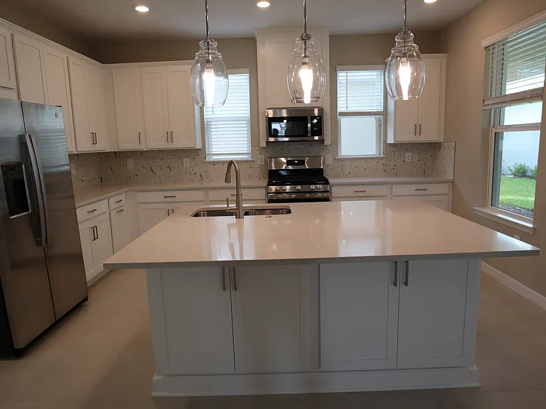 5172 Goldfinch Dr — Photo 10
