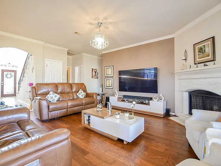 3115 Sachse Ct — Photo 11