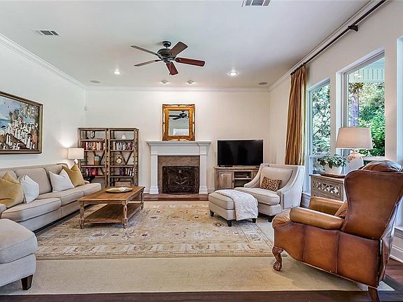 5th image of 254 Kissena Park Ct