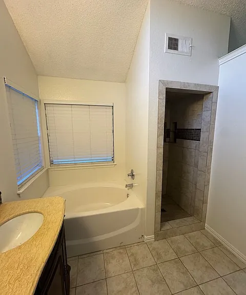 611 Turner Way — Photo 23