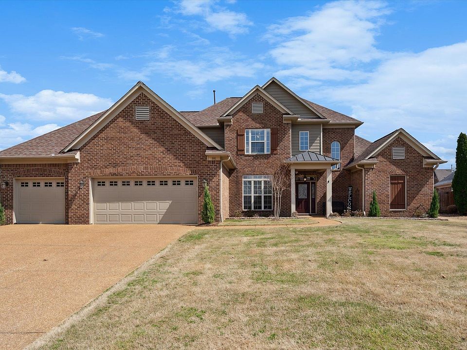 1st image of 95 Lewis Fairway Cir