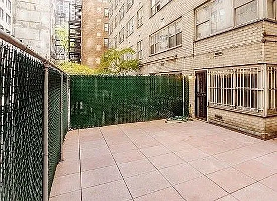 Rented by Compass | media 37