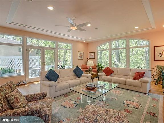 4th image of 1421 Fallswood Dr