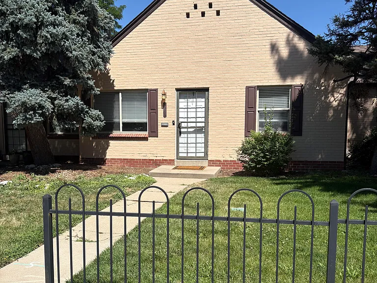 1244 Albion St — Photo 1