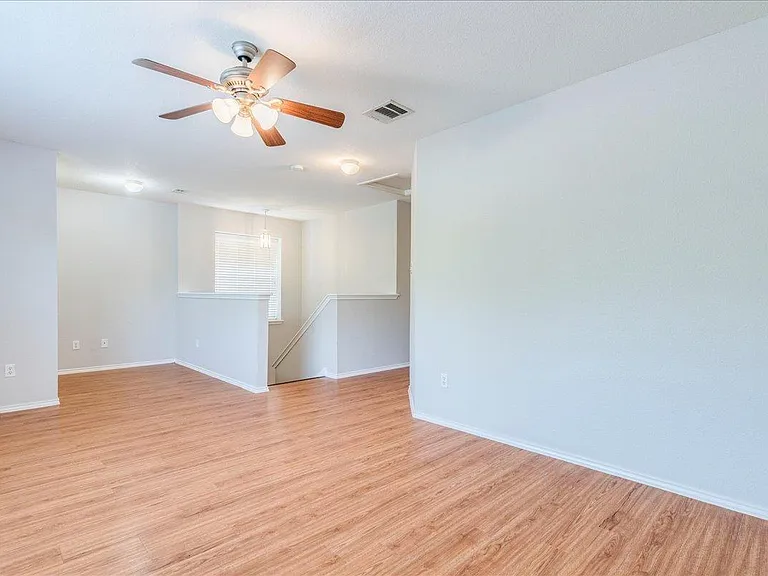 1507 Davis Mountain Loop — Photo 11