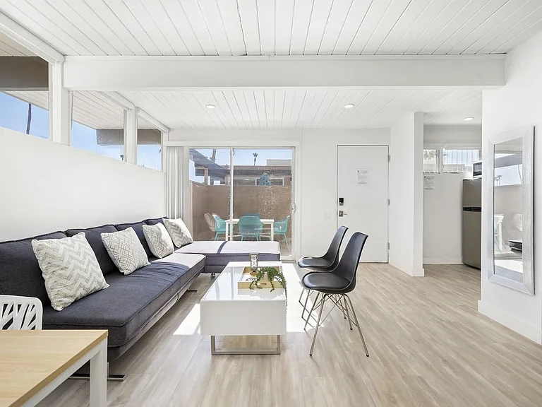 1111 E Palm Canyon Dr #221 — Photo 4