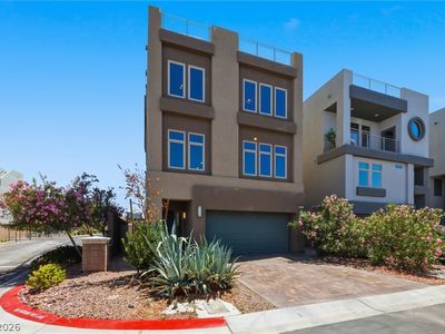 8111 Carpenter Creek Ave, Las Vegas, NV, 89113