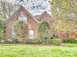 127 Mansker Park Dr, Hendersonville, TN 37075