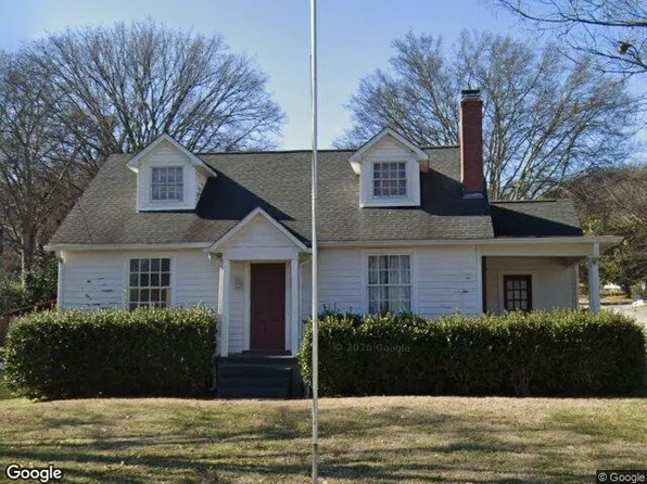 100 S College St, Mt Pleasant, TN 38474