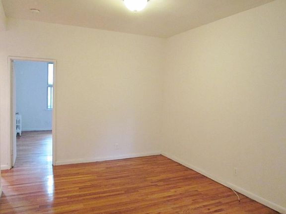 5th image of 1716 2nd Ave APT 3B