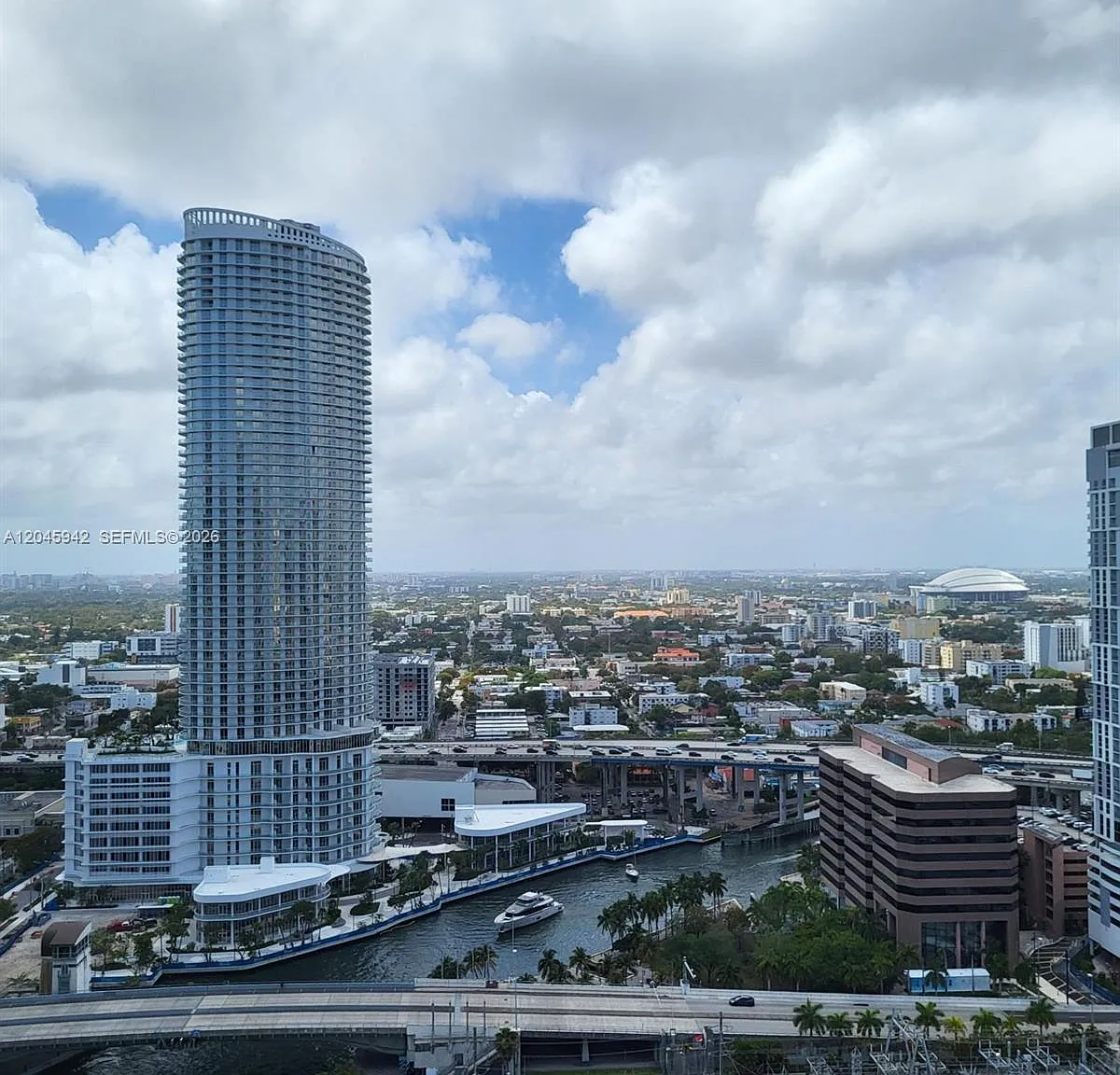 Mint Condo — Photo 2