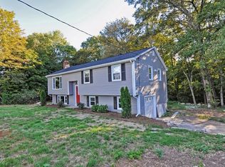 25 Myrtle St, Norfolk, MA 02056