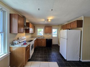 91 Summit St #2, Norwich, CT 06360